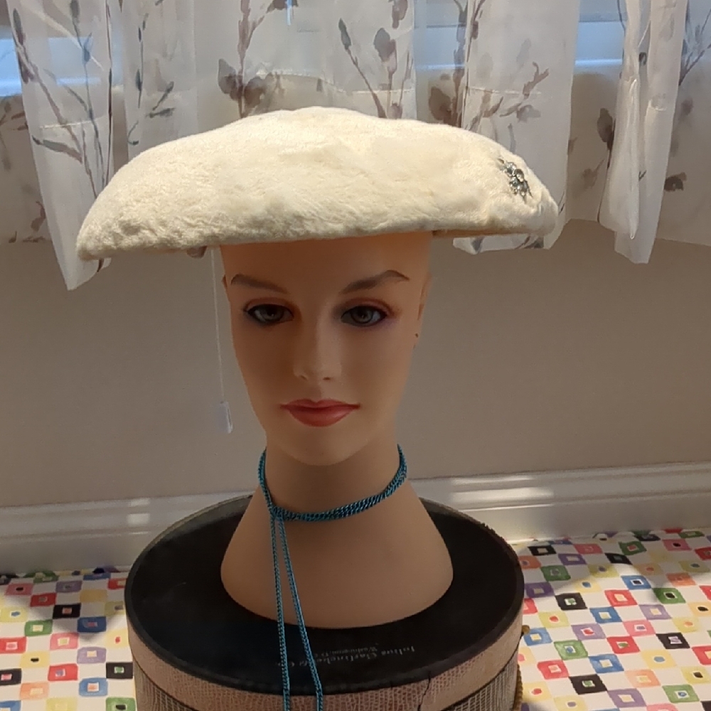 Chic White hat with Embellishment